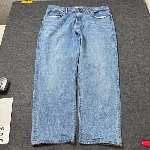 Madewell Other - Madewell Athletic 1991 Straight Jeans Mens 36x30 (35x26) Light Wash Denim